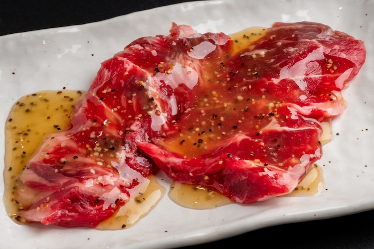 『やわらか赤みカルビ（塩）』