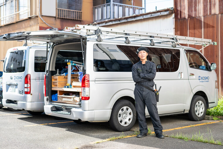 「頼んでよかったと思っていただけるよう、親切で丁寧な説明を心がけています」と深井さん
