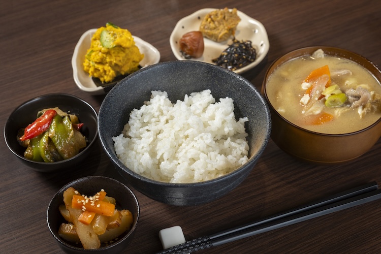 『魚沼産コシヒカリを味わう特製定食』（990円）