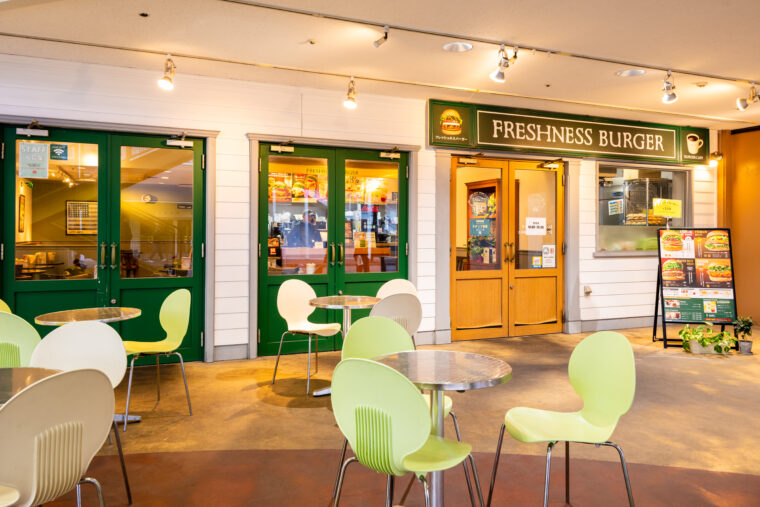 暖かい店内で心地いい一日をスタートしよう