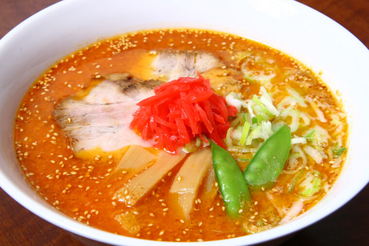 『ドラゴン担々麺』（838円）