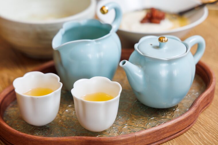 台湾茶は5種類。写真は『凍頂烏龍茶（特級）』（700円）