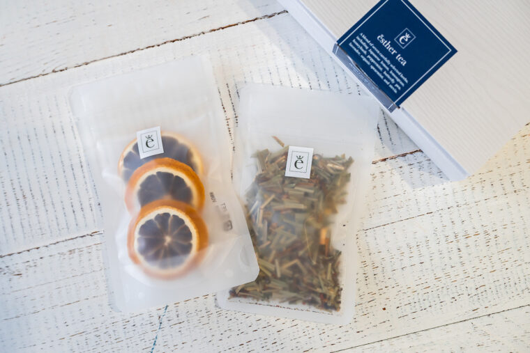 『夜明けの星レモン』（メーカー希望価格1,404円）。パッケージデザインもおしゃれ