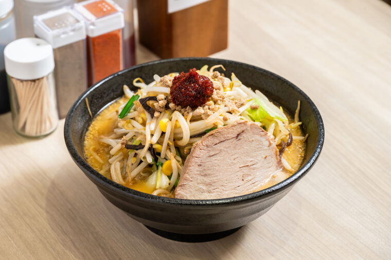 『辛味噌らーめん』（1,030円）