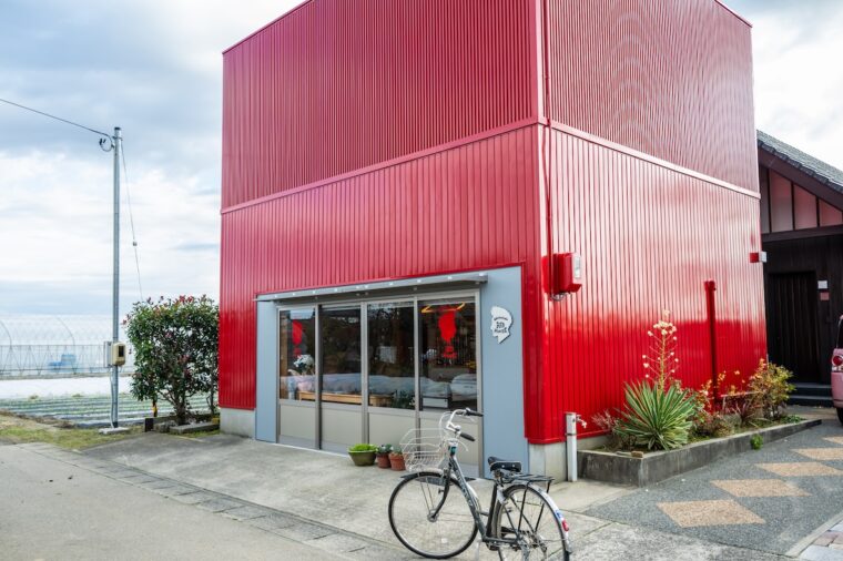 bakery studio REDHOUSE 外観