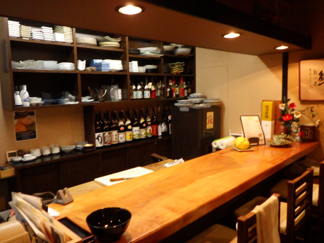 【酒鮮食彩 山賀】新潟市中央区上大川前通8-1288　tel.025-223-3457