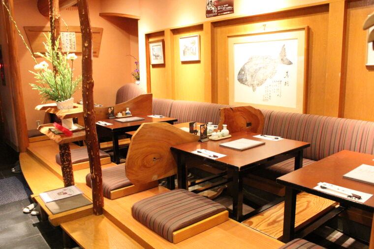 【鮨・割烹 丸伊】新潟市中央区東堀通8-1411　tel.025-228-0101