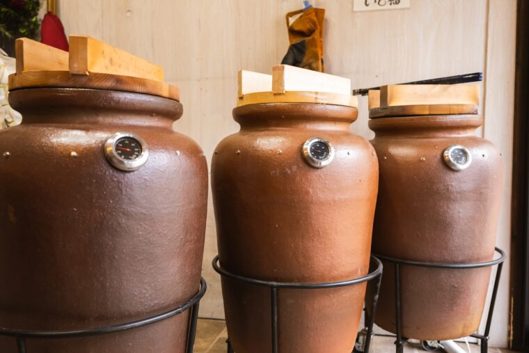 店内には3個の壺が設置されている