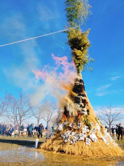 県内最大級の「塞の神」がそびえ立つ！