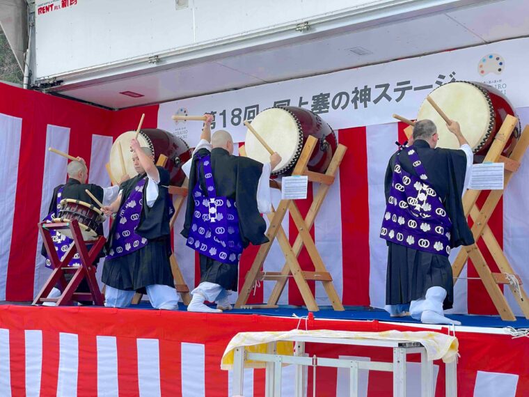 太⿎の演奏が会場を盛り上げる