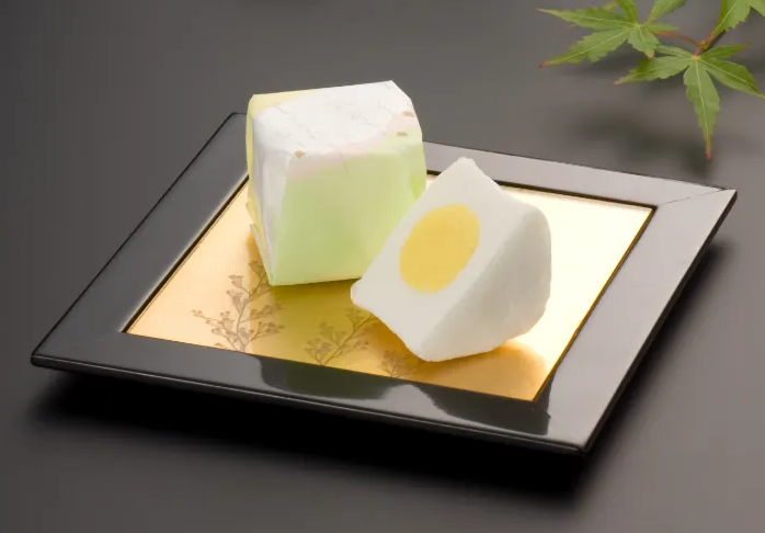 『越乃銘菓 雲がくれ』が初代グランプリ