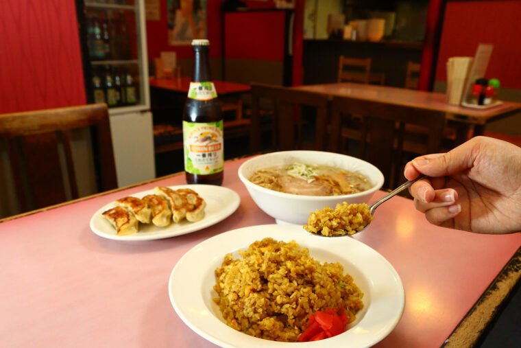 『カレーチャーハン』。シェアして食べる人も多いとか