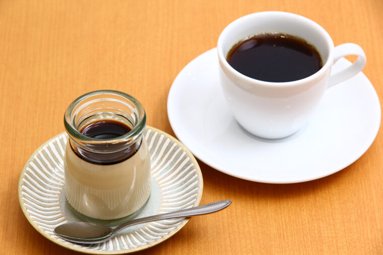 おにぎりを注文すると『平日ランチコーヒーセット』を500円で注文できます