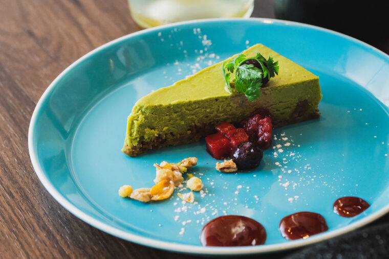 『宇治抹茶チーズケーキ』（572円）