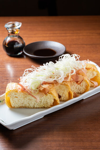 『栃尾のジャンボ油揚げ（ハーフ）』（506円）