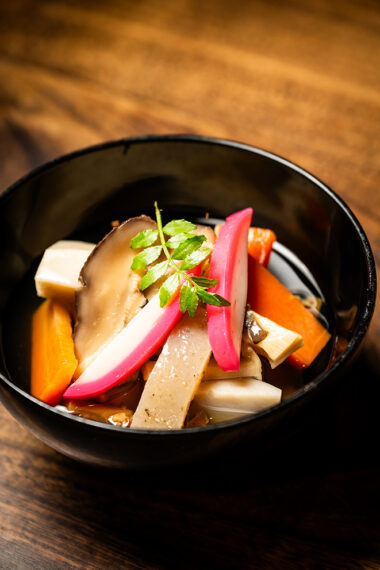 『のっぺ』（800円）。使用する具は野菜のみ