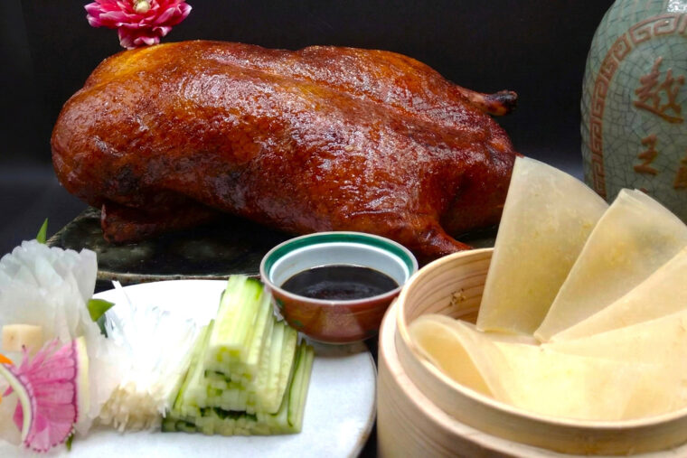 北京ダックは3日前までの予約専用メニュー