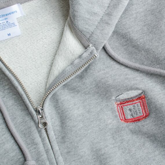 刺繍の細やかさを、ぜひ実物を手に取って確かめてほしい！