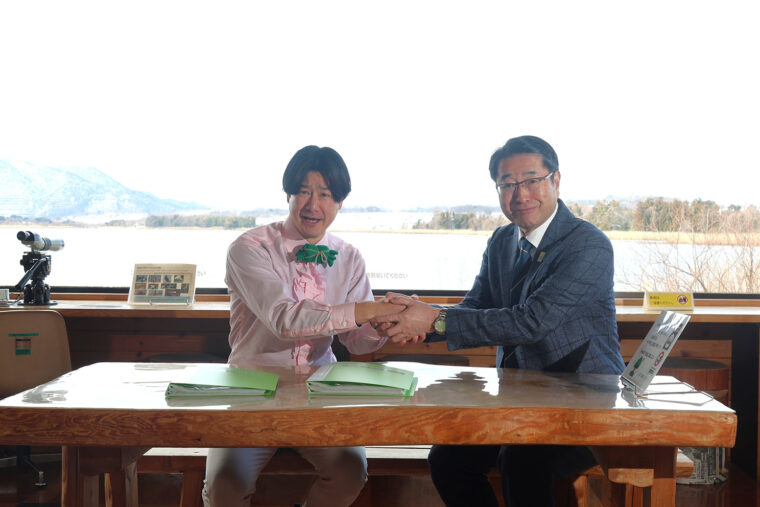 「国際湿地都市NIIGATA」ブランド確立のため「TEAM“潟のミカタ”」メンバーとして頑張ってほしい、と市長直々にお願いされました