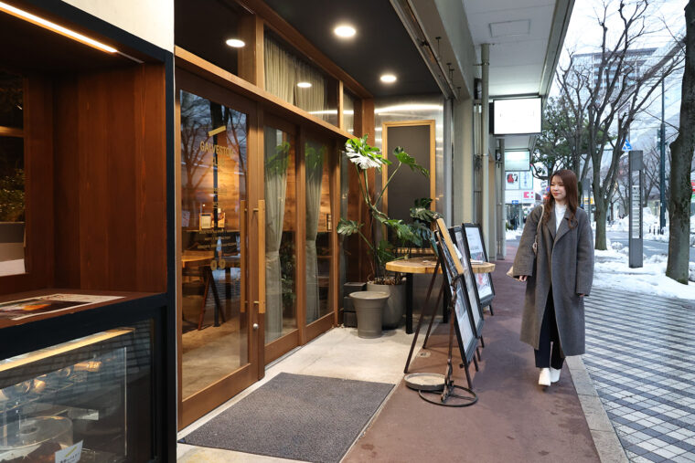 5分ほどでお店に到着