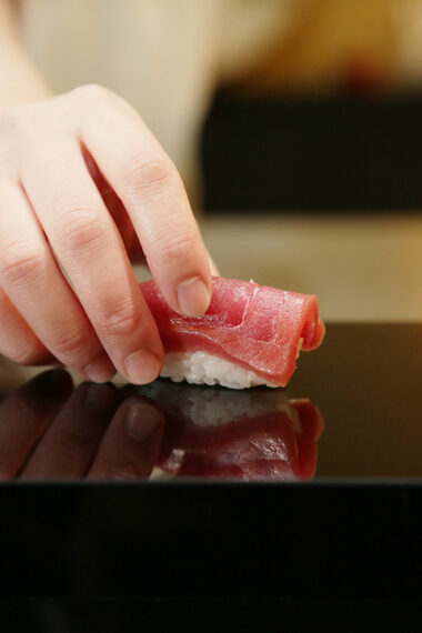 弁慶直伝の握りずし。一貫入魂