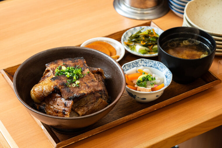 『【名物】あがの豚丼定食』（1,480円）