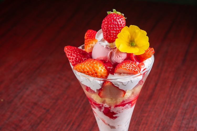 『イチゴのパフェ』（1,408円）