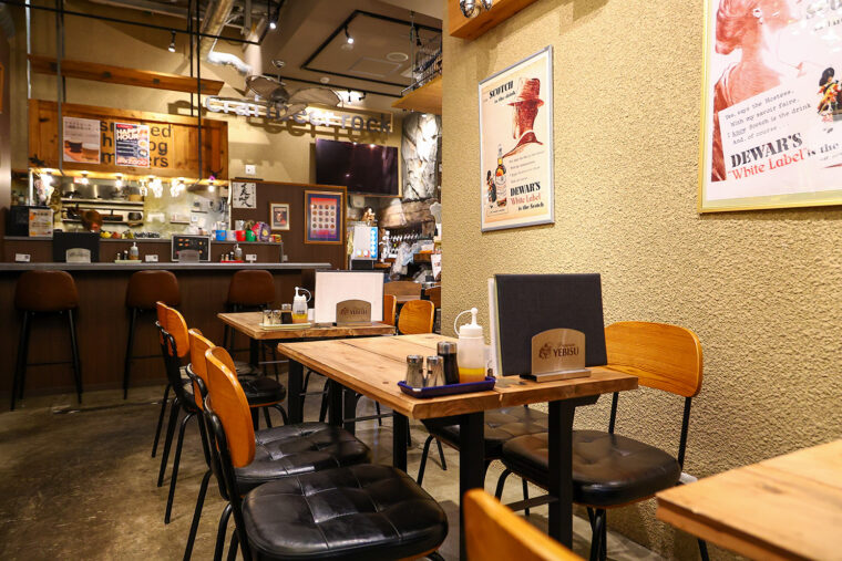 カウンター席が新設され、ひとりでも利用しやすくなった