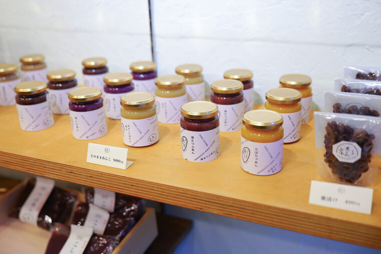 『そのままあんこ』（900 円～）