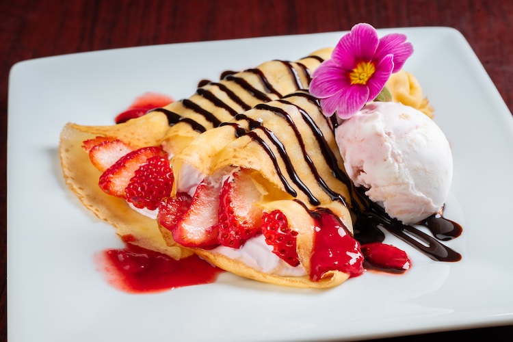 『イチゴのクレープ』（1,298円）