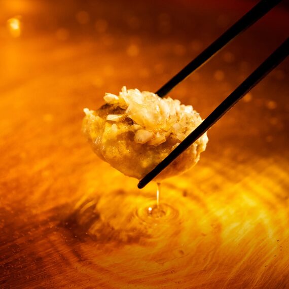 バリッとした鱗の食感と身のふんわり感を味わえる『甘鯛の天婦羅』