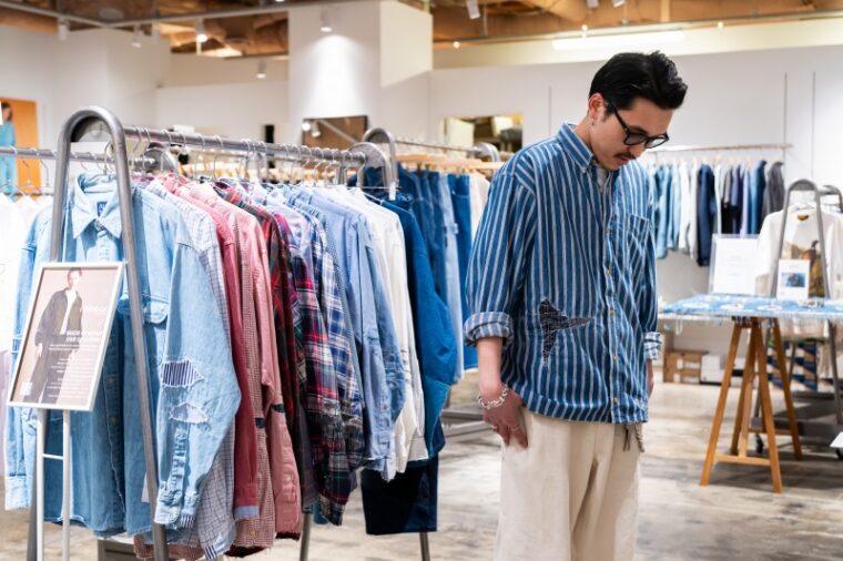 JOHNBULLのリメイクヴィンテージシャツ各25,300円