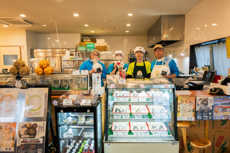 明るいスタッフさんたちが迎えてくれます！