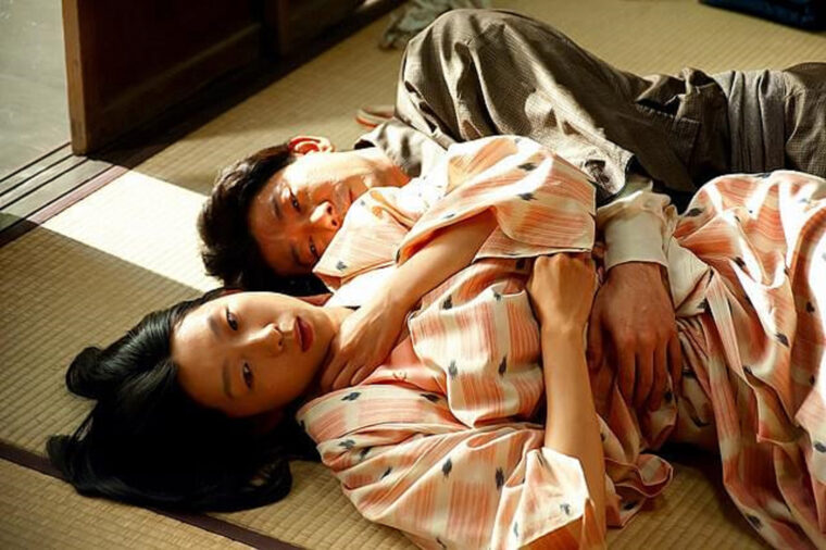 『戦争と一人の女』©戦争と一人の女製作運動体　