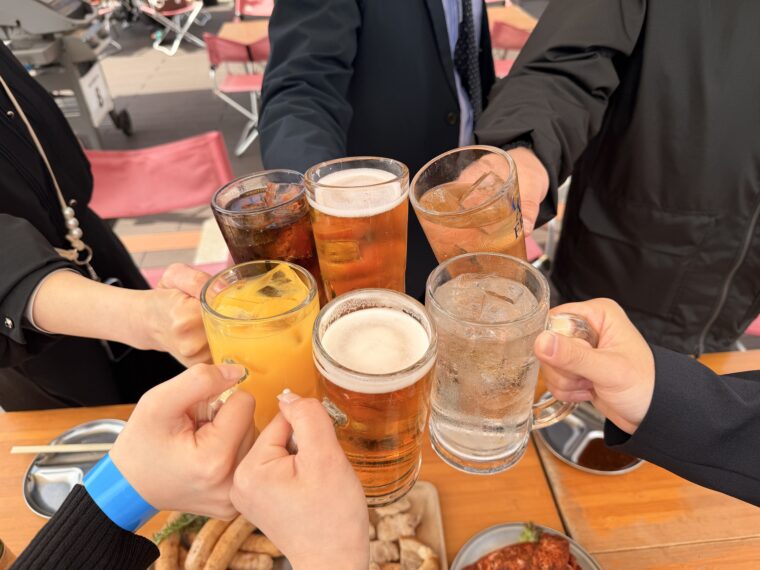 キンキンに冷えたお酒やジュースもBBQの鉄板！