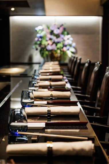 150 種を超す世界のワインとともに思い出に残るひとときを