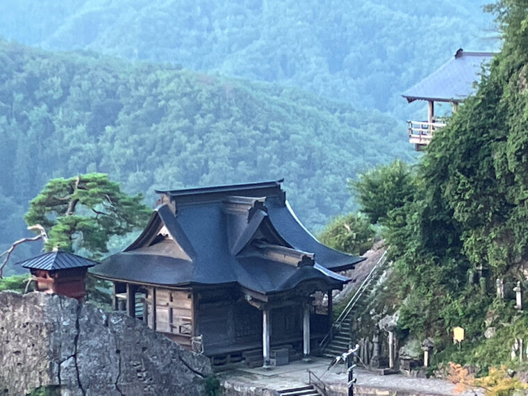 山寺（立石寺）を開いた 慈覚大師・円仁を祀るお堂・開山堂