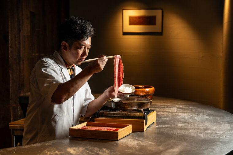 シメは黒毛和牛の牛丼。 これを楽しみに来店する人も多い