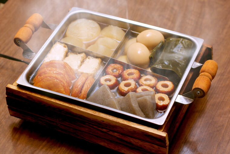 春夏は煮込み料理、秋冬はおでん、『出汁しゃぶ』といった季節に応じたダシ料理を提供