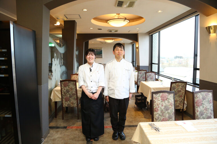 丁寧な接客が居心地のよい空間を演出