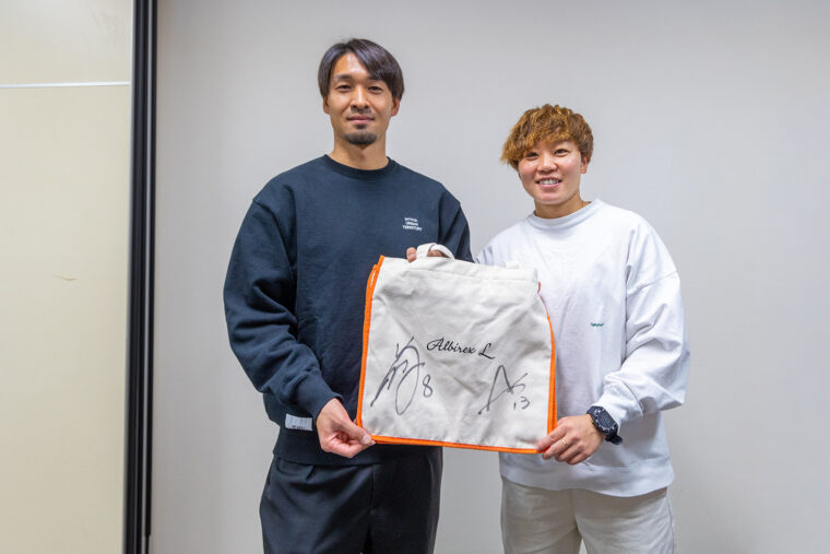 白井選手・杉田選手の サイン入りのグッズセットを1名様にプレゼント！