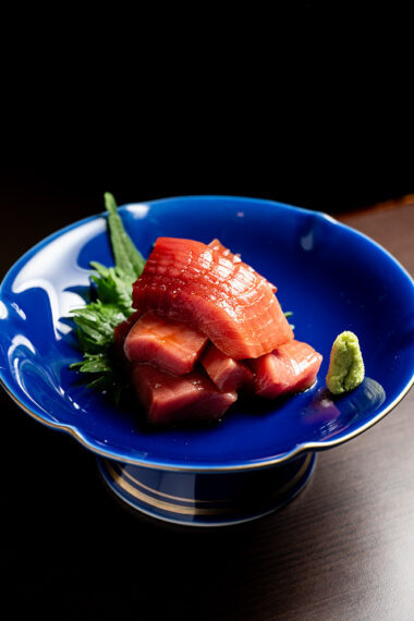 『トリュフマグロ』（1,320円）は必食！