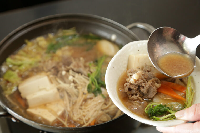 白飯が進む『プルコギ鍋』（大2,970円、小1,980円）