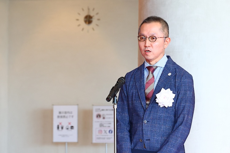 新潟県立近代美術館館長　澤田圭三氏