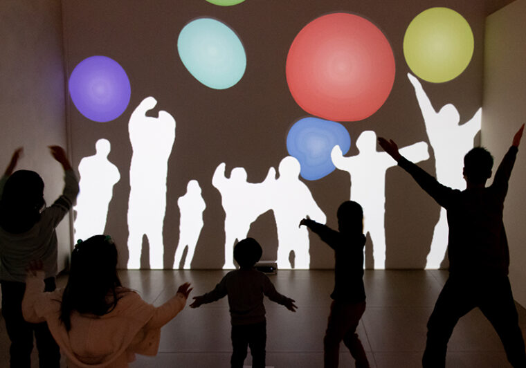 ≪Immersive Shadow: Bubbles≫藤本直明 Ⓒnaoaki FUJIMOTO, Courtesy of STEPeast
