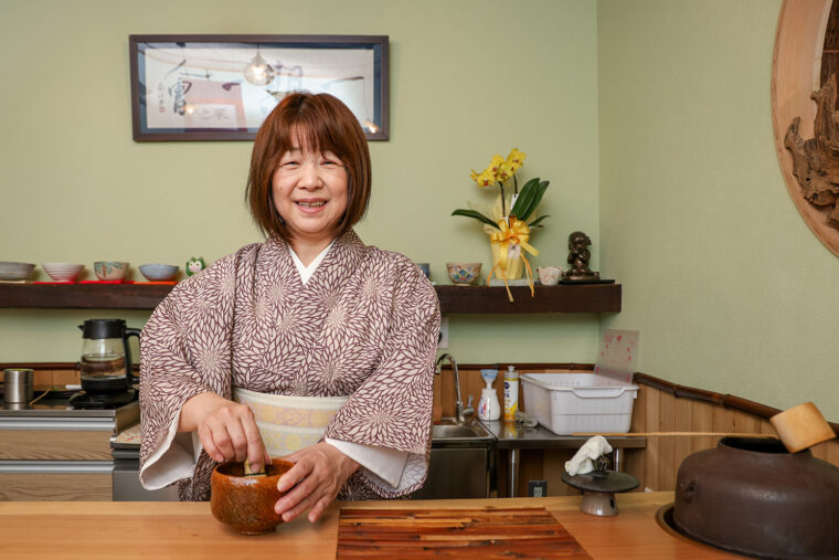 温かく迎えてくる店主の小山さん