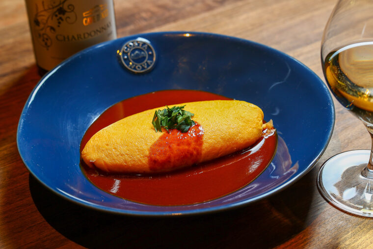 『ズワイガニのオムレツ南蛮エビのビスクソース』（1,760円）