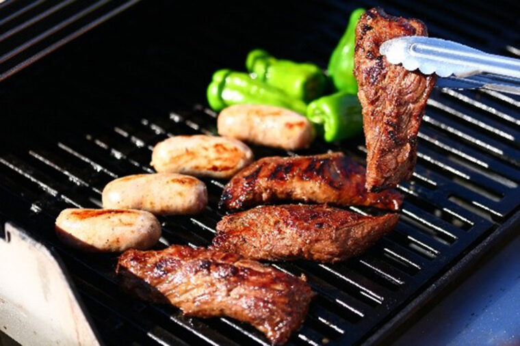 食材の持ち込みでBBQを体験できるプランもある