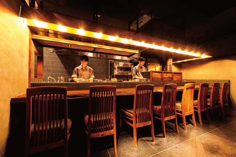 【鳥たか 新宿】新宿区西新宿7-2-5 TH新宿ビル6階　☎︎03-5937-1309