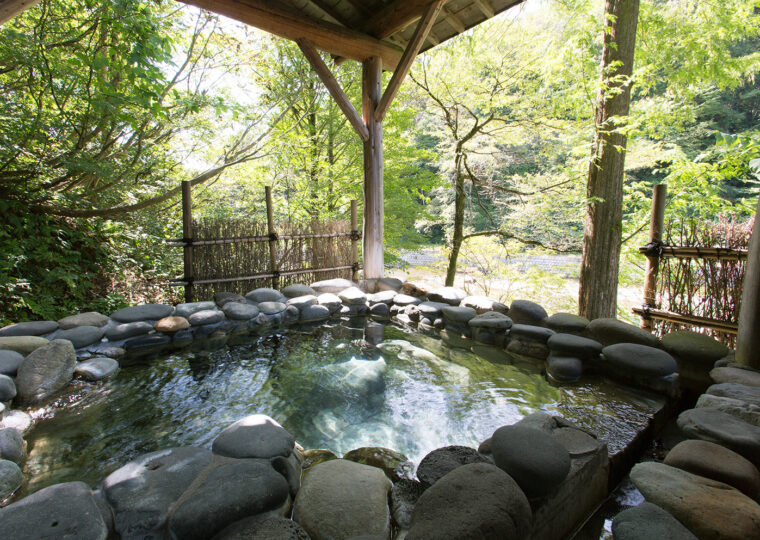 宿泊客の貸切風呂として使用される、 山の湯